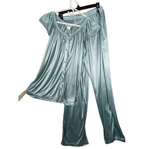 Blair Pajama Set Womens Large Polyester soft Silky Short Sleeves Button Up READ